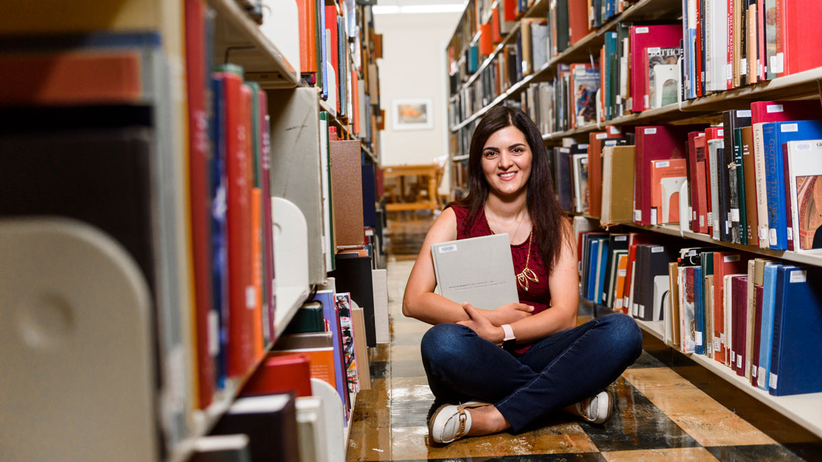 International student in UA library